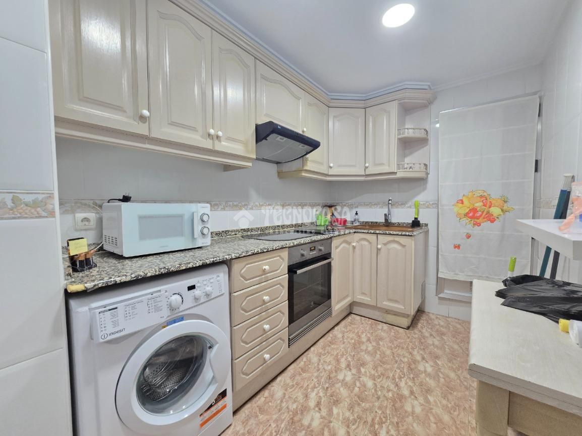 Cocina de Piso en venta en  Valencia Capital con Aire acondicionado y Terraza