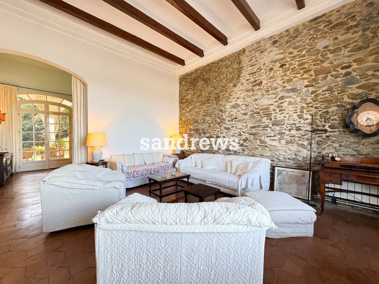 Sala d'estar de Casa adosada en venda en El Port de la Selva amb Aire condicionat, Calefacció i Jardí privat
