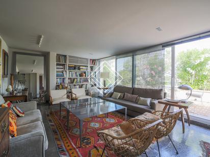 Sala d'estar de Àtic en venda en  Madrid Capital amb Aire condicionat, Calefacció i Terrassa