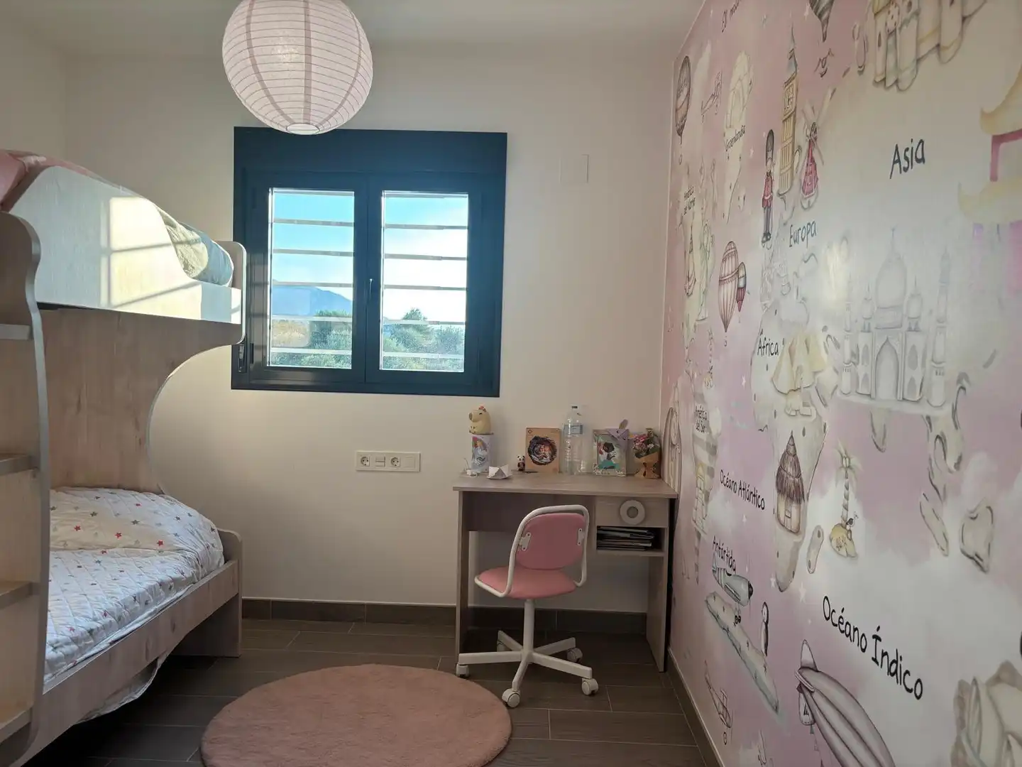 Habitación de Casa adosada en venta en Alhaurín de la Torre con Aire acondicionado, Terraza y Trastero