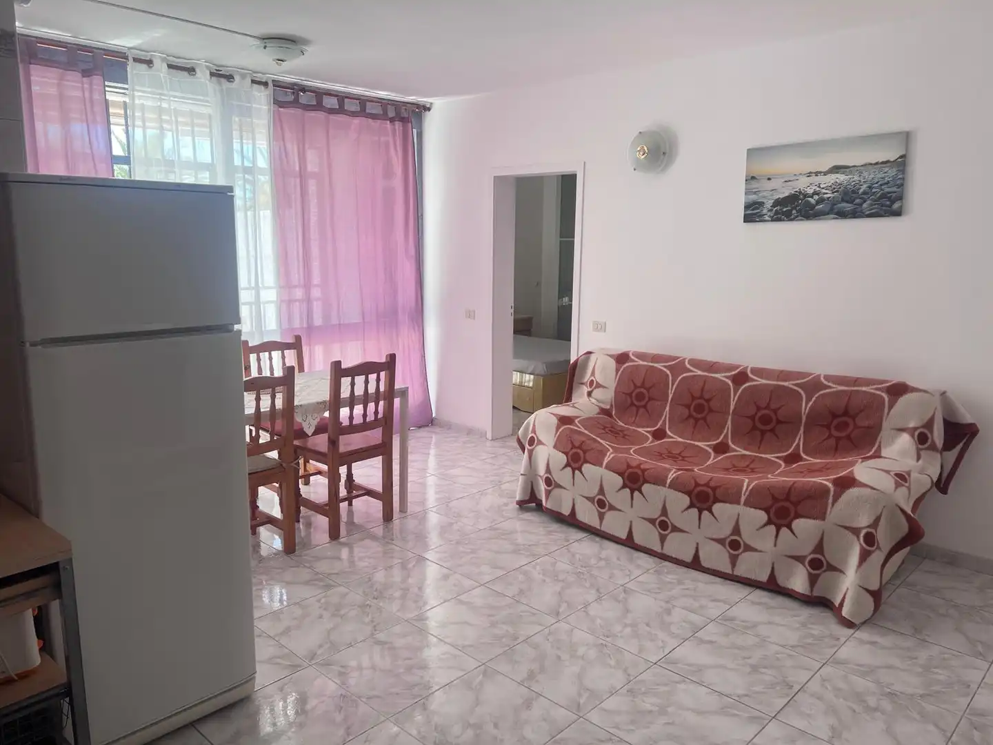 Sala de estar de Apartamento de alquiler en Arona con Jardín privado, Terraza y Amueblado