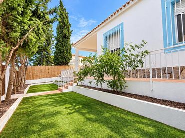Chalet con jardín en venta en Camino a Los Urrutias 15