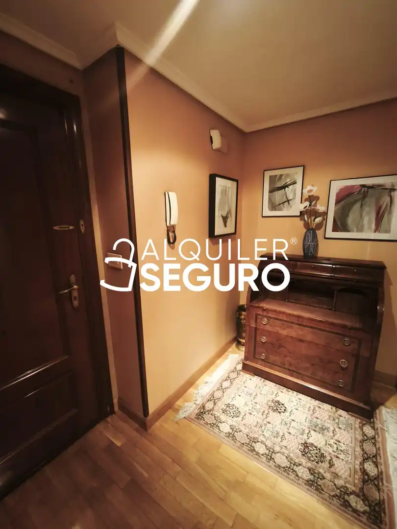 Flat for rent in Zaragoza  with Heating, Terrace and Furnished