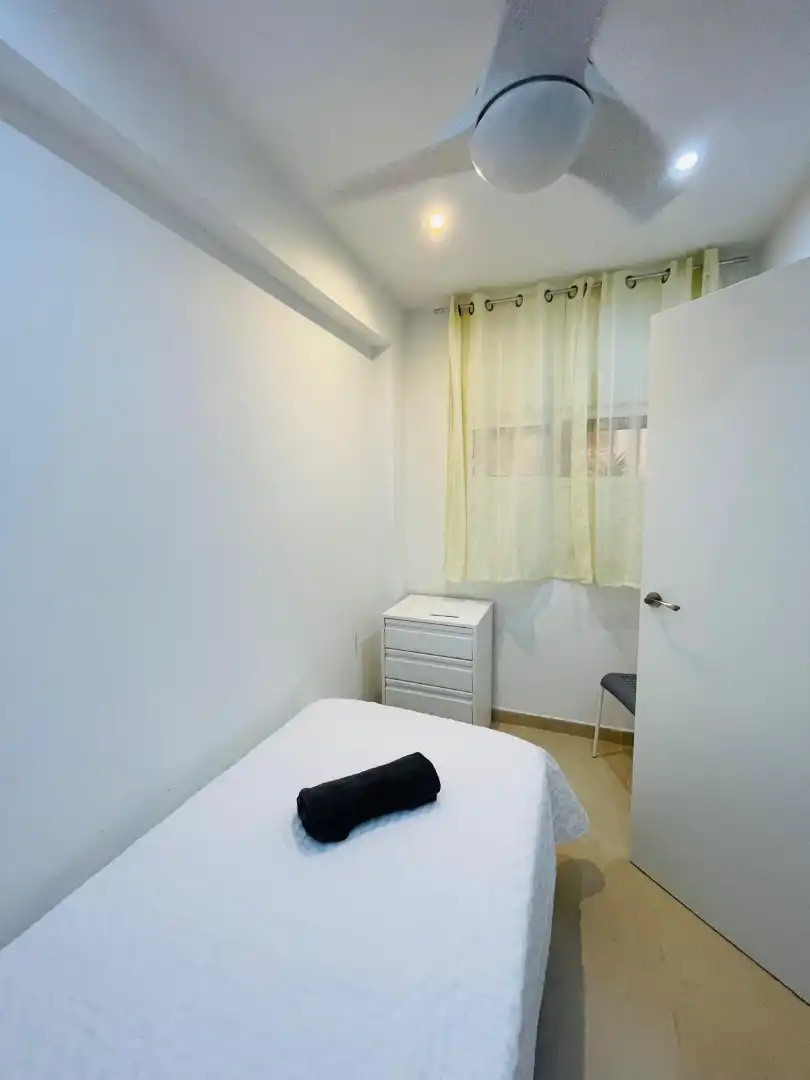 Apartamento con ascensor en alquiler en Carrer del Riu Segarra, imagen 7