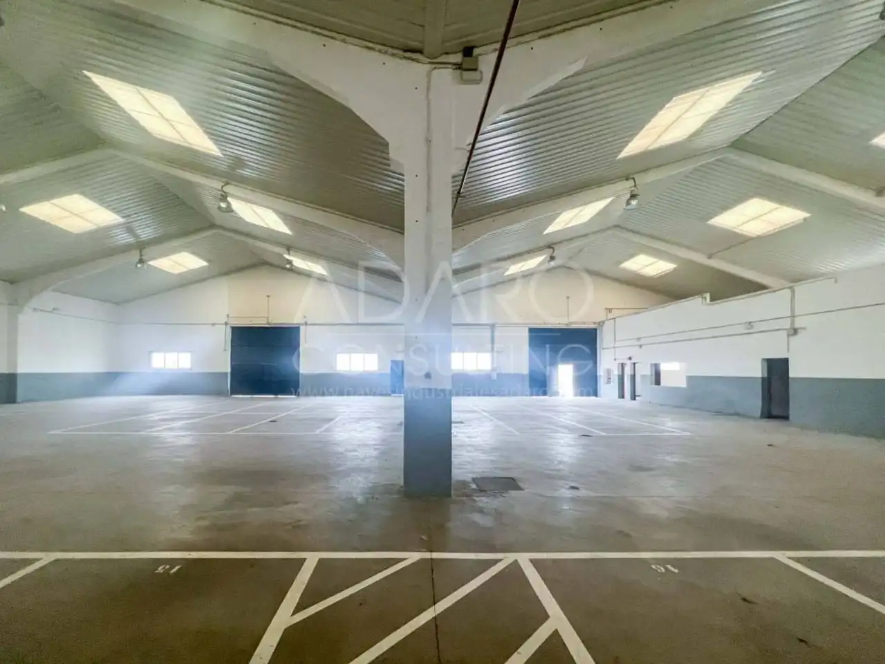 Parking of Industrial buildings for sale in Alcorcón