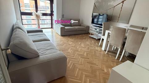 Foto 5 de Piso de alquiler en Colina, Madrid