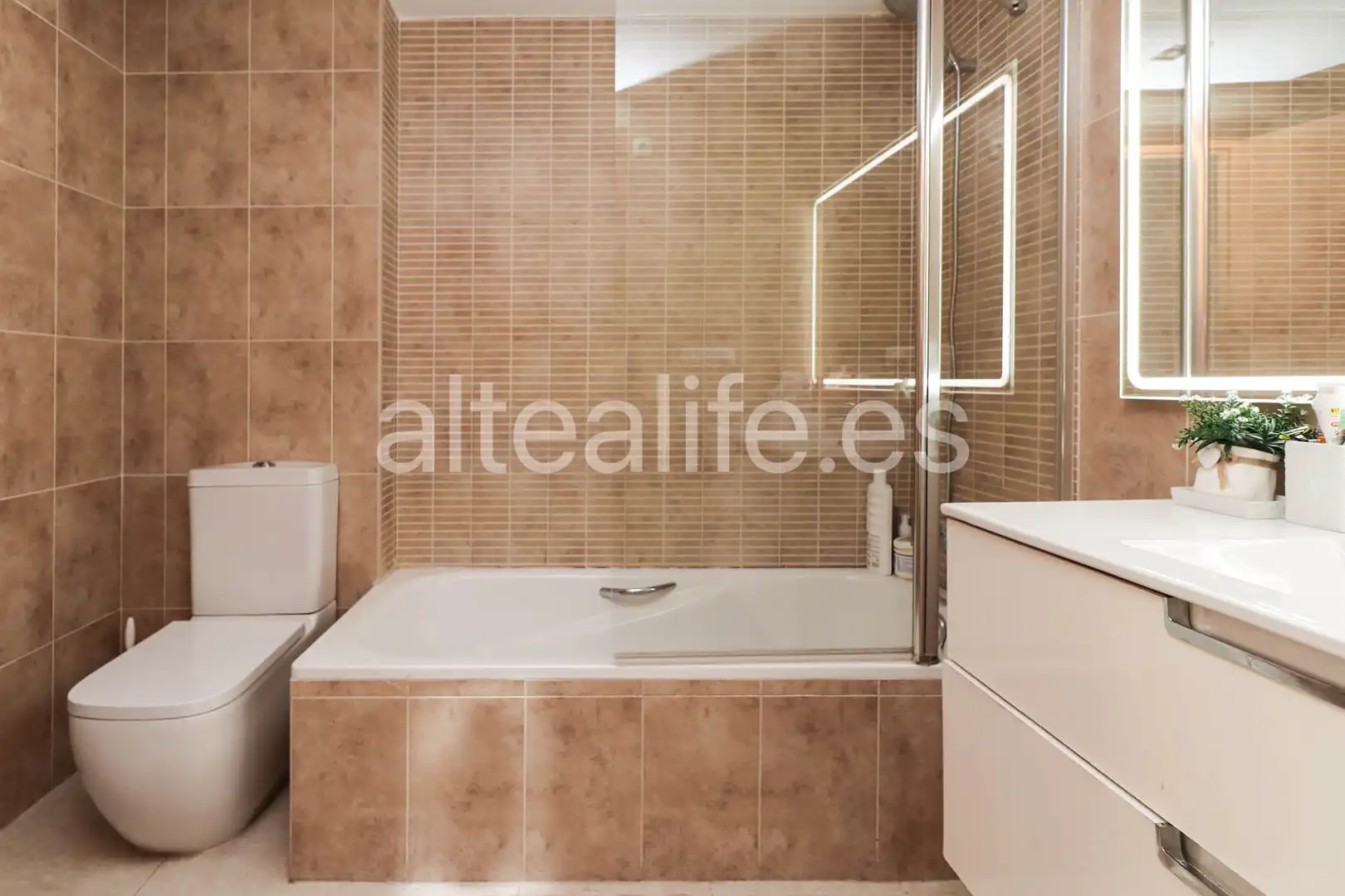 Bany de Apartament en venda en Altea amb Aire condicionat, Calefacció i Balcó