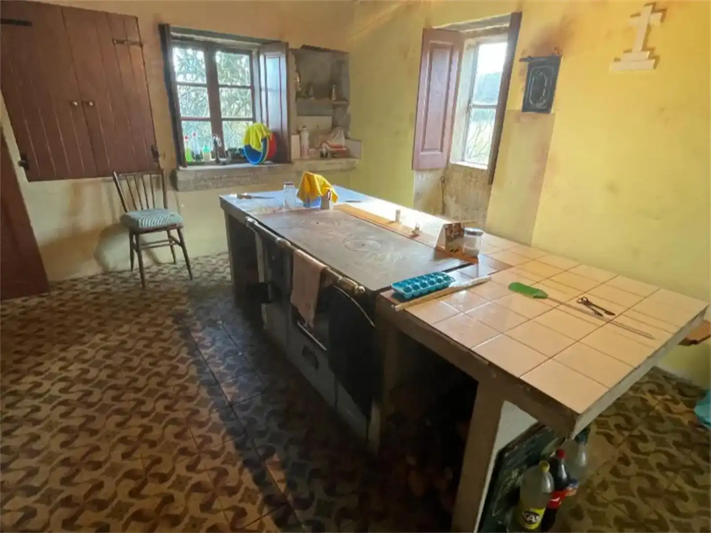 Cocina de Finca rústica en venta en Lalín