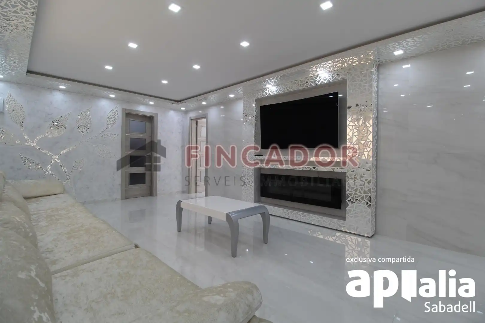 Casa amb terrassa en venda a Carrer dels Pirineus, imagen 25