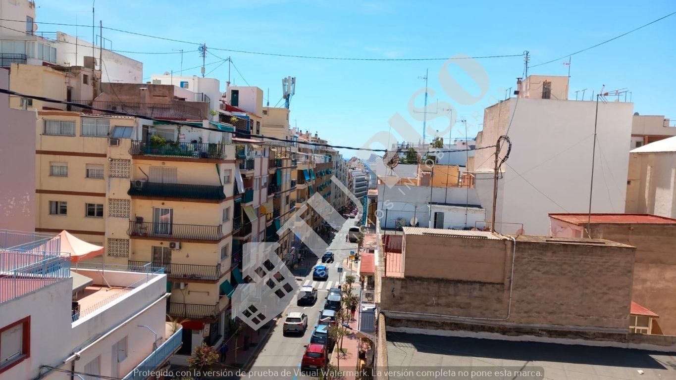 Vista exterior de Pis en venda en Benidorm amb Aire condicionat, Calefacció i Terrassa
