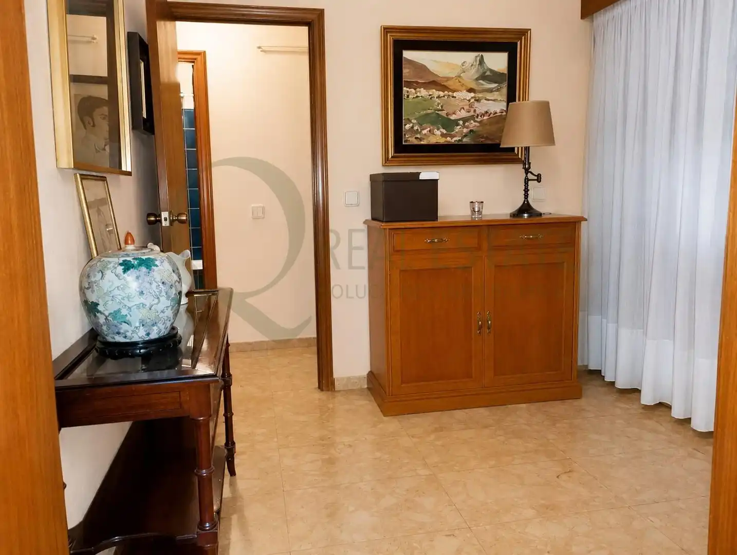 Piso en venta en Alicante / Alacant con Aire acondicionado y Balcón