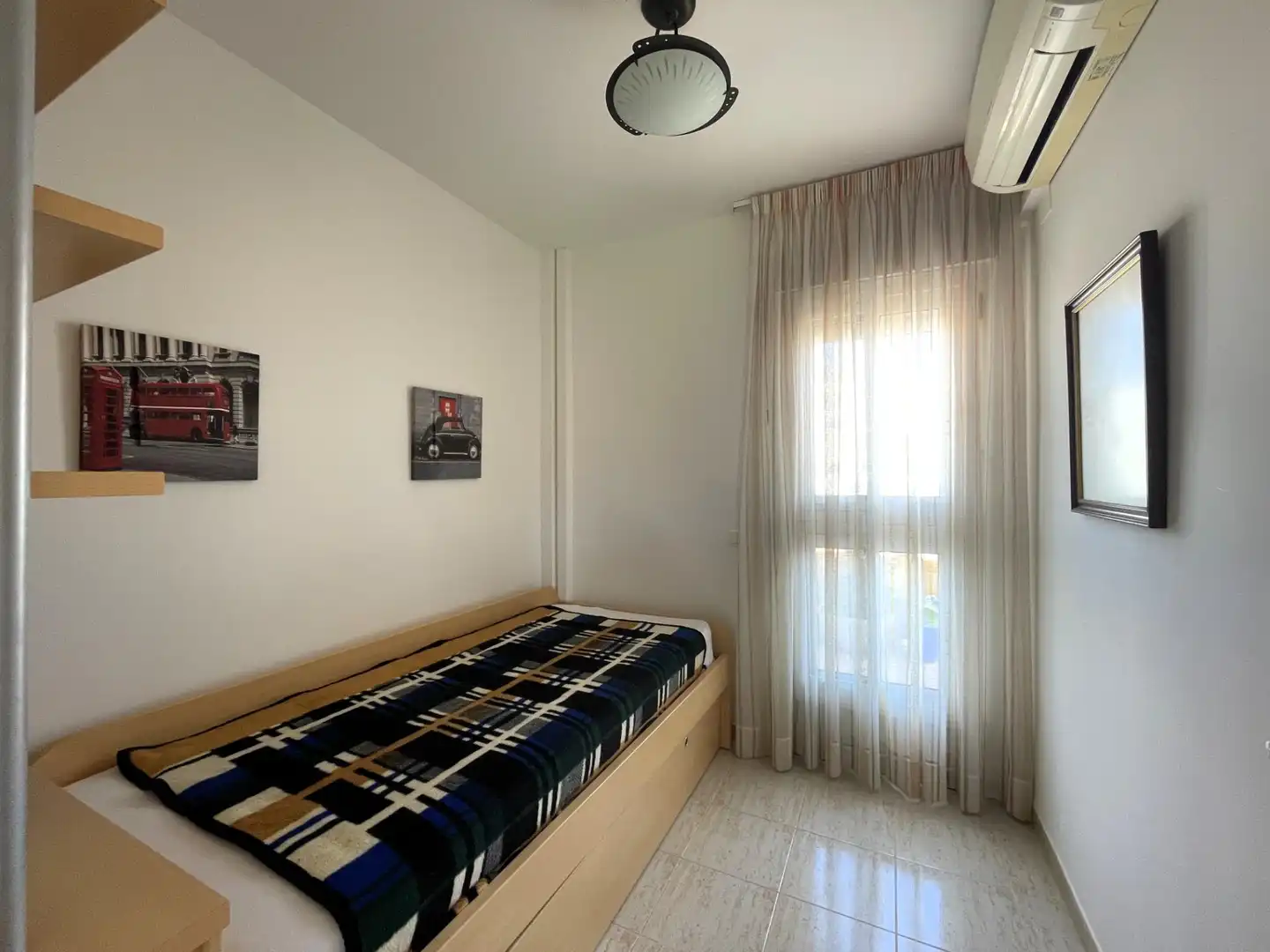 Dormitori de Casa adosada en venda en Oropesa del Mar / Orpesa amb Aire condicionat, Calefacció i Terrassa