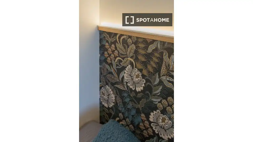 Bedroom of Flat for rent in Madrid  with Air Conditioner, Heating and Furnished