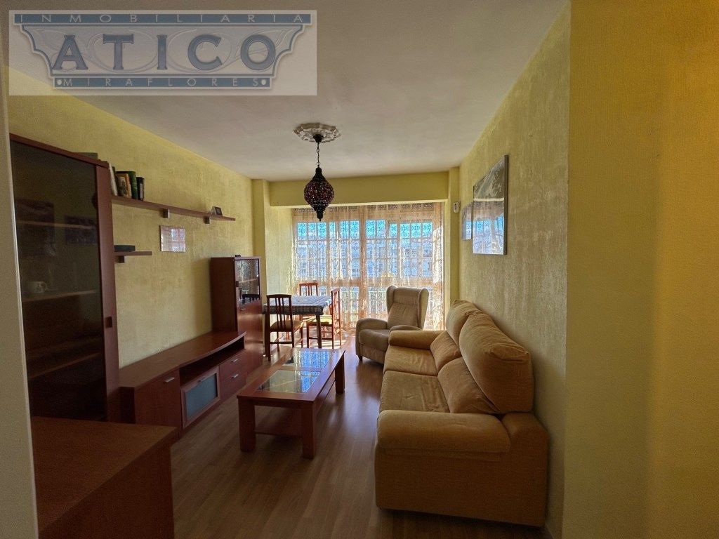 Living room of Flat for sale in  Sevilla Capital
