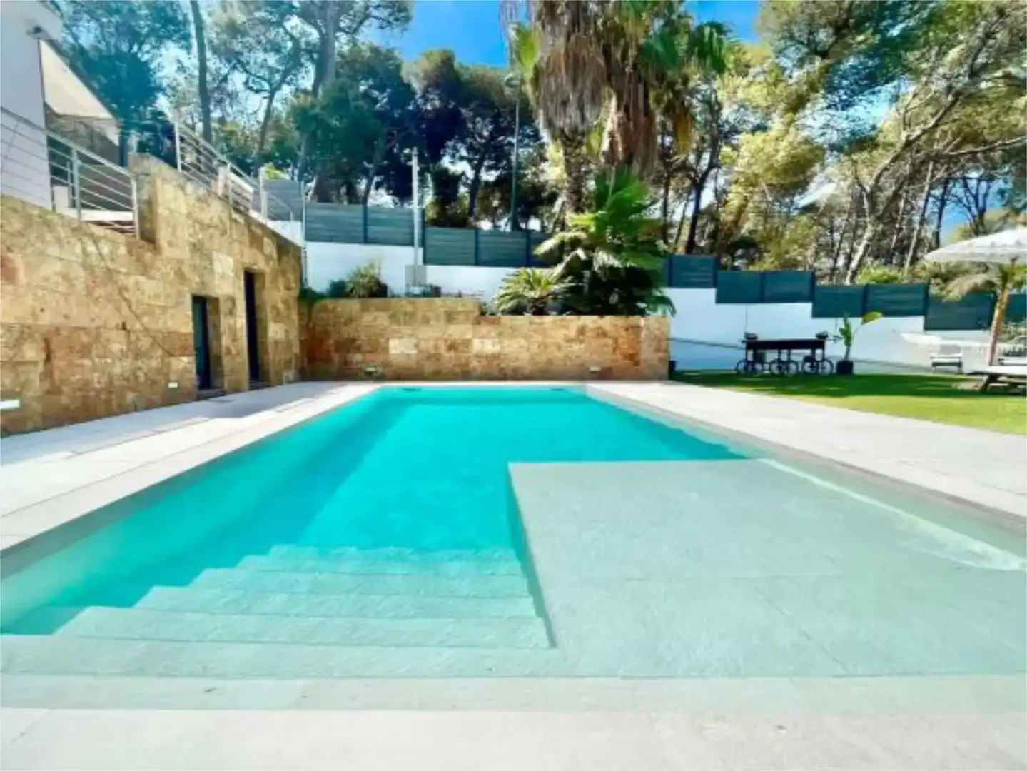 Piscina de Casa o xalet en venda en Blanes amb Aire condicionat i Piscina