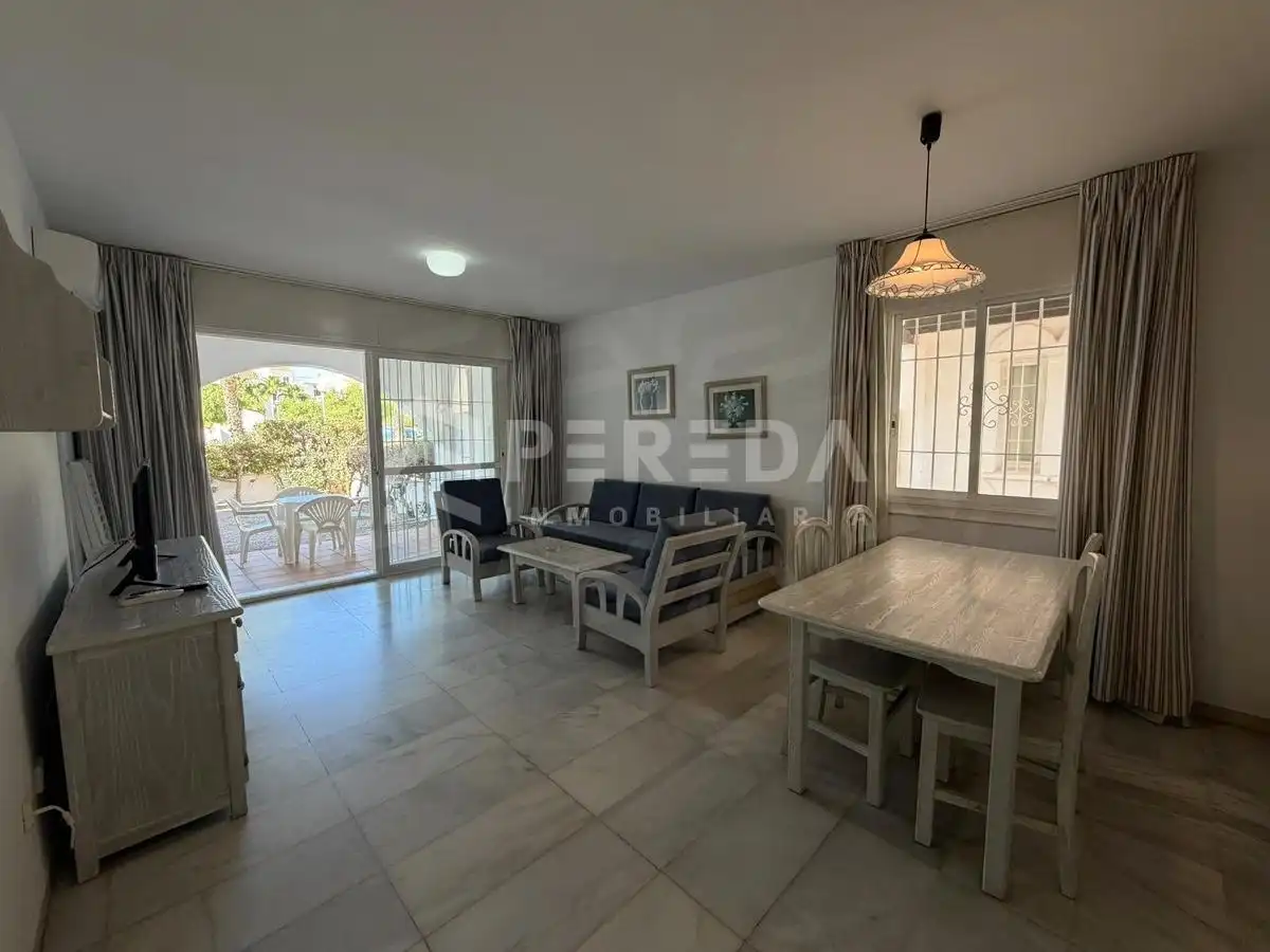 Apartament amb piscina en venda a GOLF CENTER (U), imagen 9