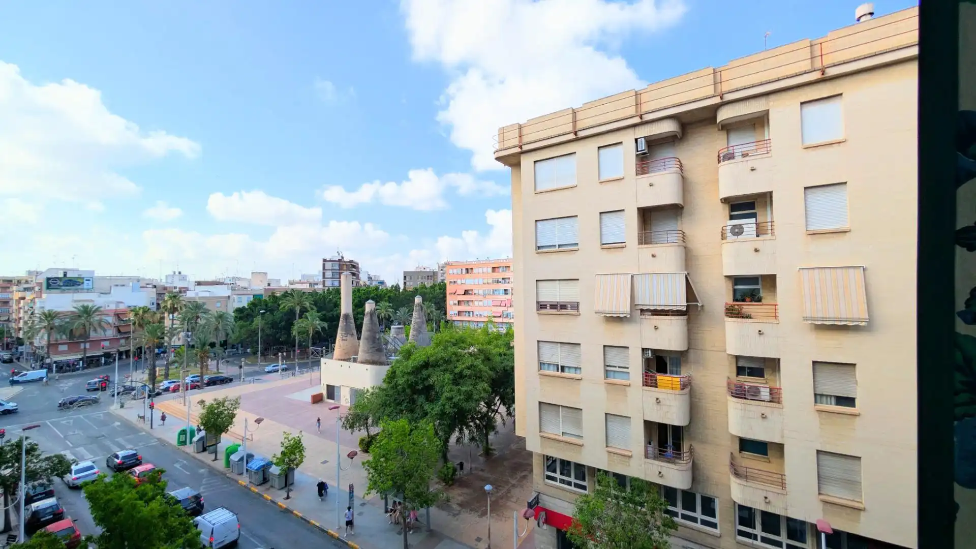 Exterior view of Flat for sale in Elche / Elx  with Air Conditioner and Balcony