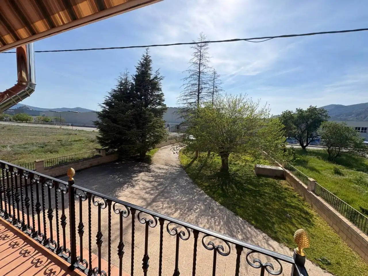 Vista exterior de Finca rústica en venta en Onil con Calefacción, Jardín privado y Terraza