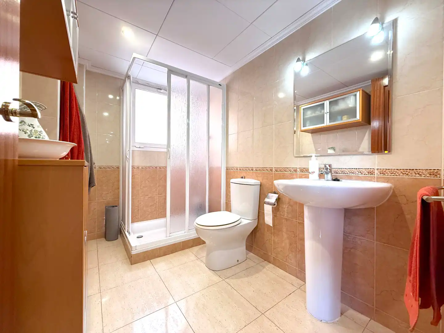 Casa a schiera con terrazza in vendita a Carrer de Vinebre, imagen 42