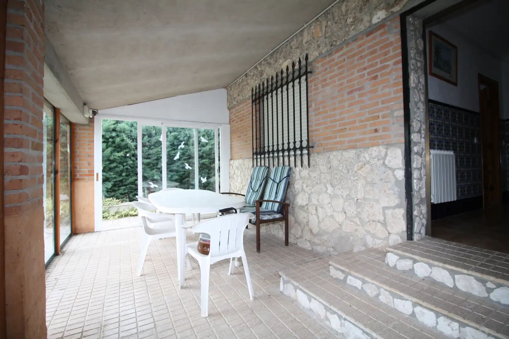 Terrassa de Casa o xalet en venda en Laguna de Duero amb Calefacció, Jardí privat i Terrassa