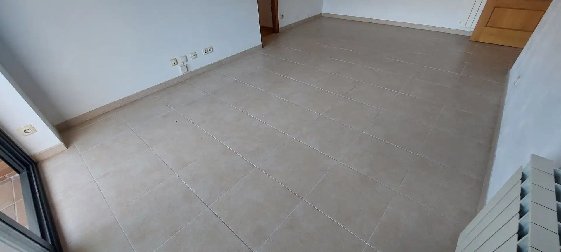 Wohnung zur Miete in Vallgorguina mit Heizung, Parkett und Balkon