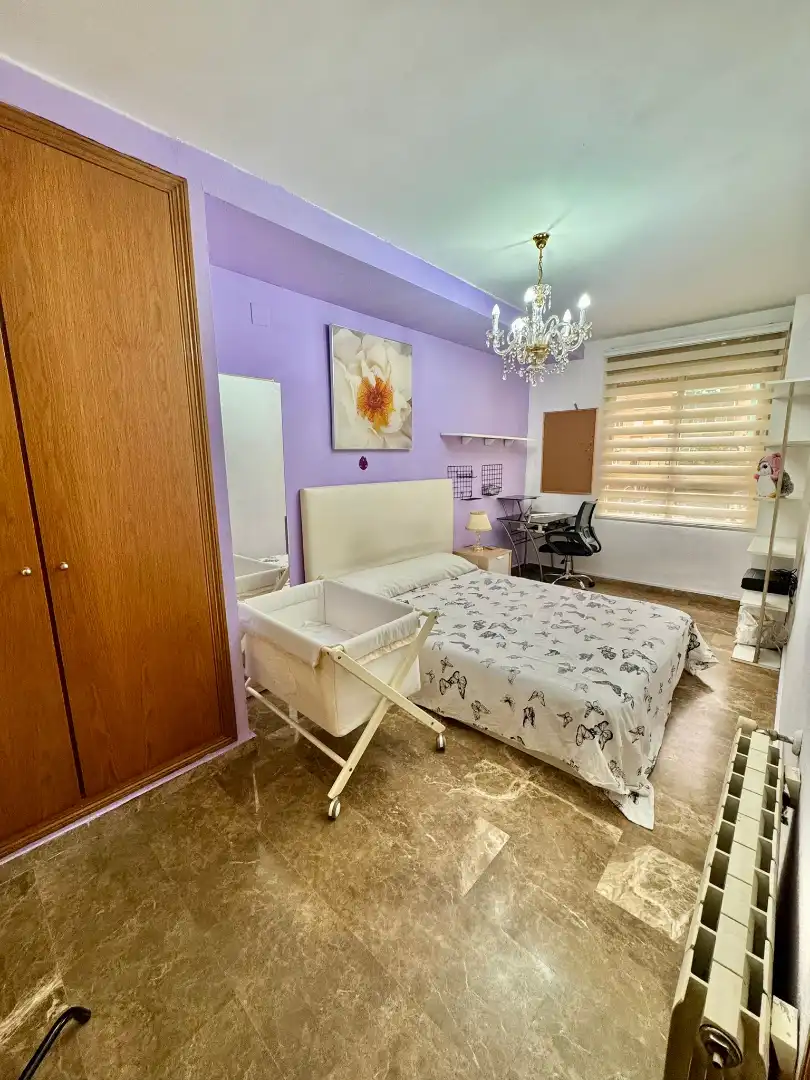Schlafzimmer von Wohnung zum Verkauf in Valencia mit Klimaanlage
