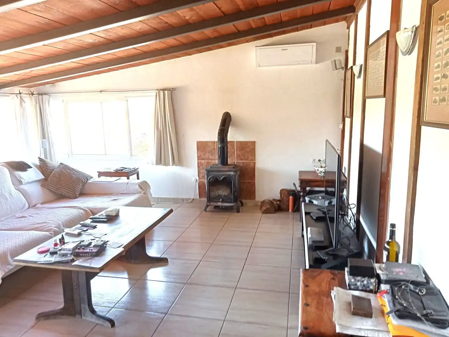 Sala d'estar de Finca rústica en venda en Mijas amb Terrassa, Traster i Piscina