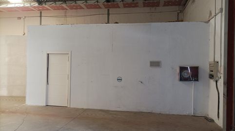 Foto 2 von Fabrikhallen zur Miete in Calle Huelma, Renfe - Bulevar 1ª y 2ª Fase, Jaén Capital