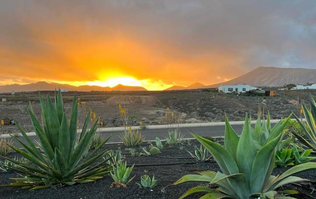 Casa-chalet en Venta en Macher