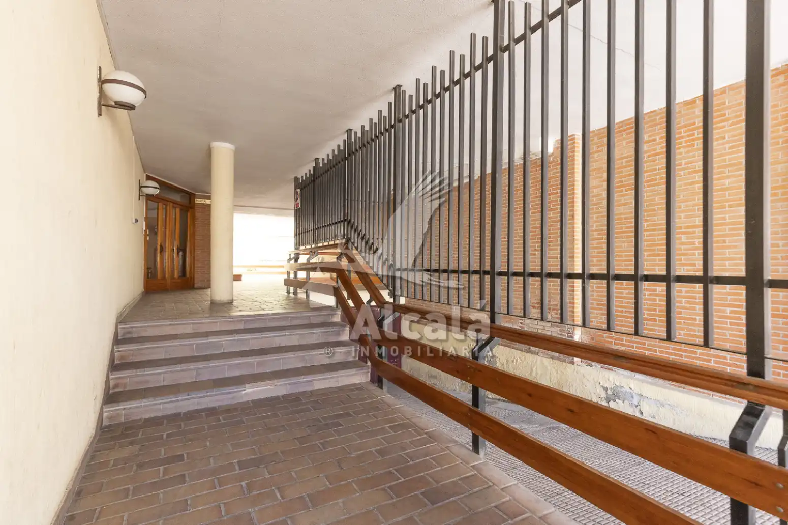 Wohnung zum Verkauf in Ocaña mit Heizung, Privatgarten und Terrasse