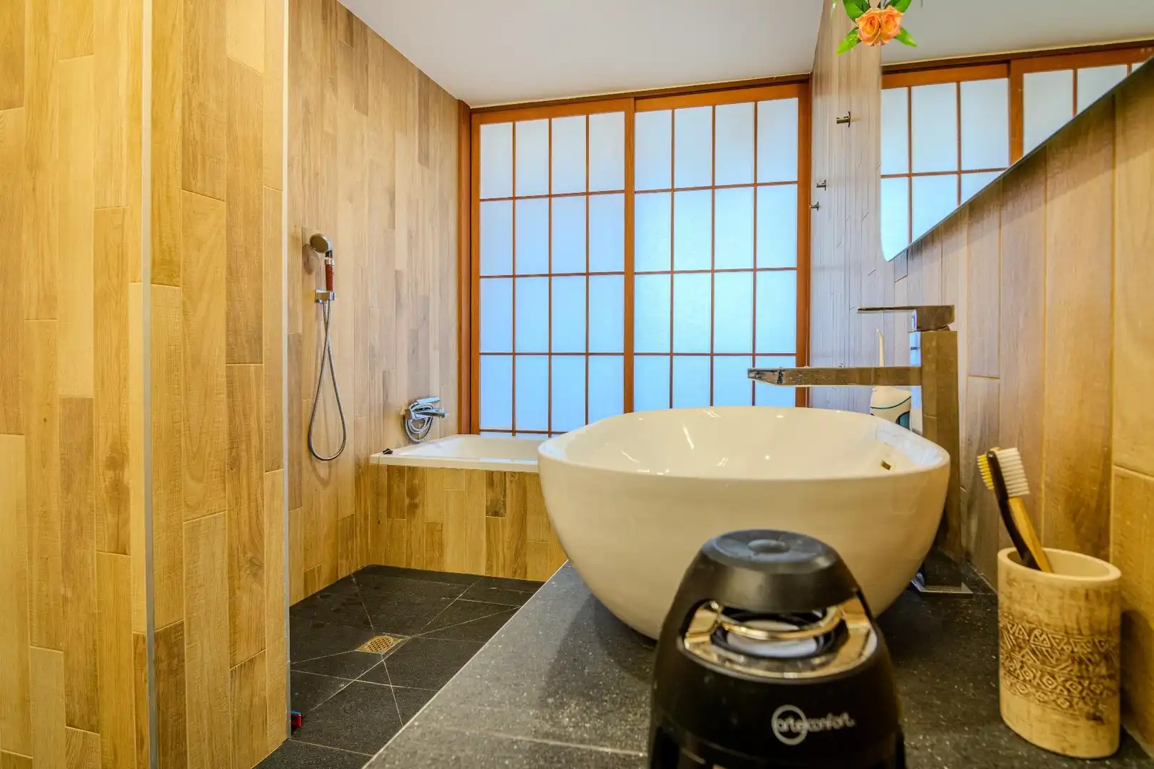 Bathroom of Flat for sale in Reinosa  with Heating, Furnished and Balcony