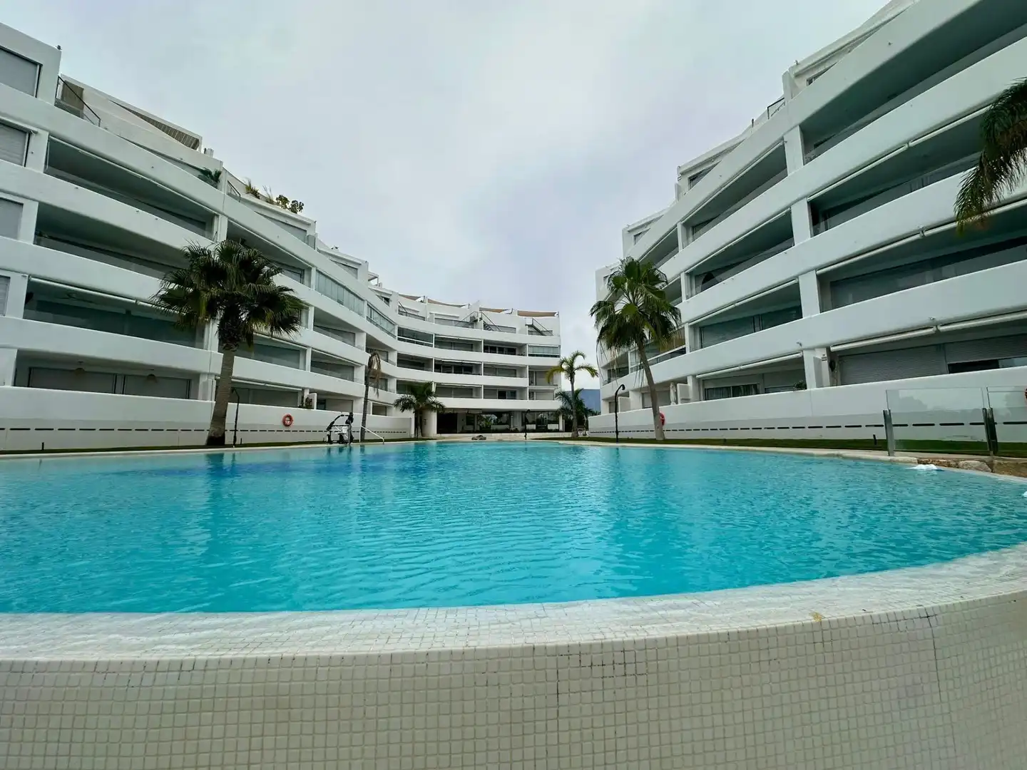 Appartement avec piscine à vendre à Calle Calle Rector Federico Mayor Zaragoza