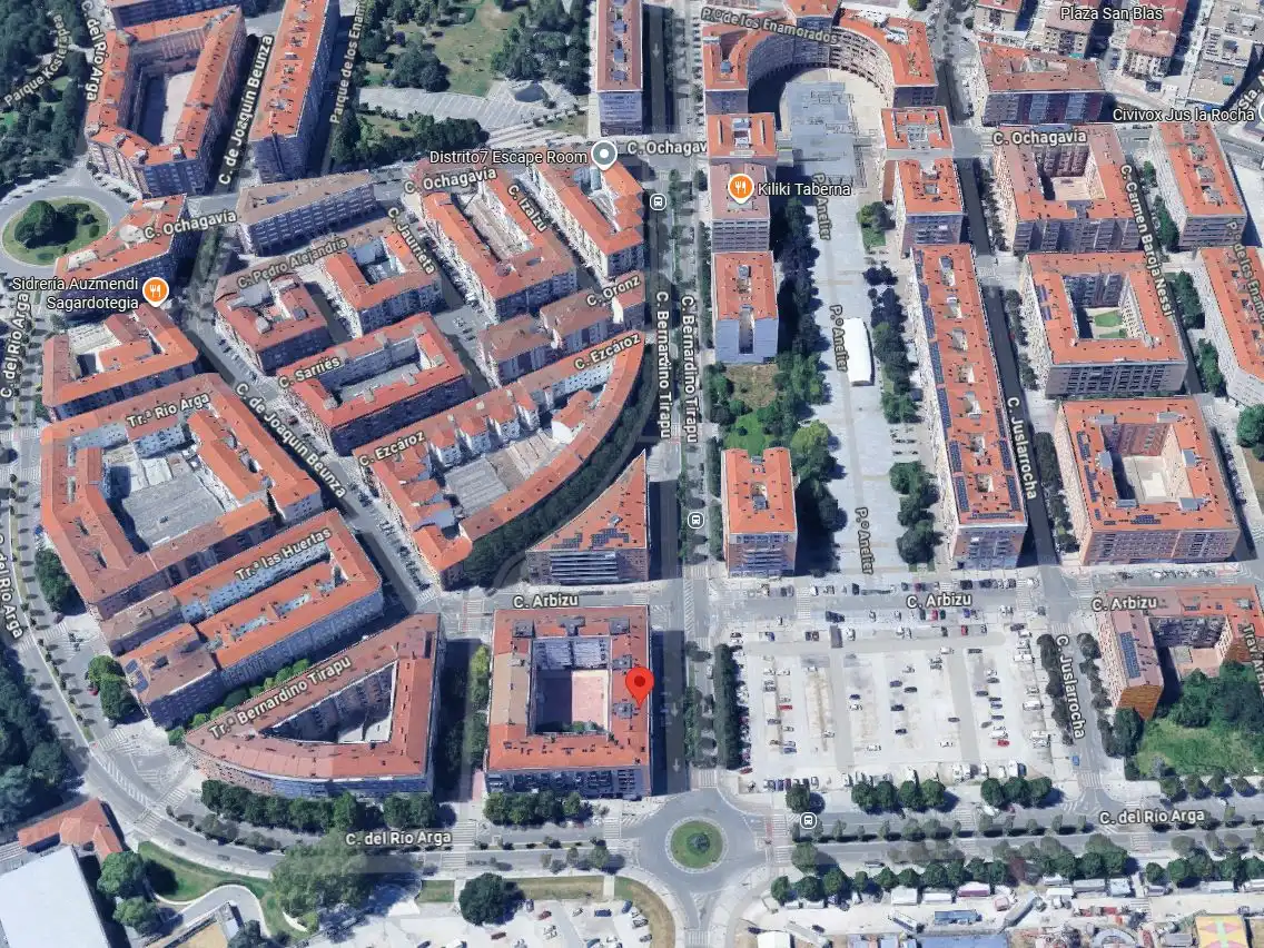 Außenansicht von Lagerraum zum Verkauf in  Pamplona / Iruña