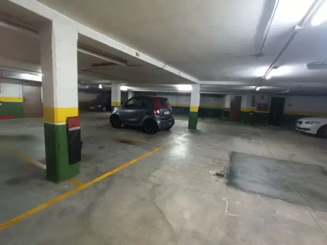 Aparcament de Àtic en venda en Centro Urbano
