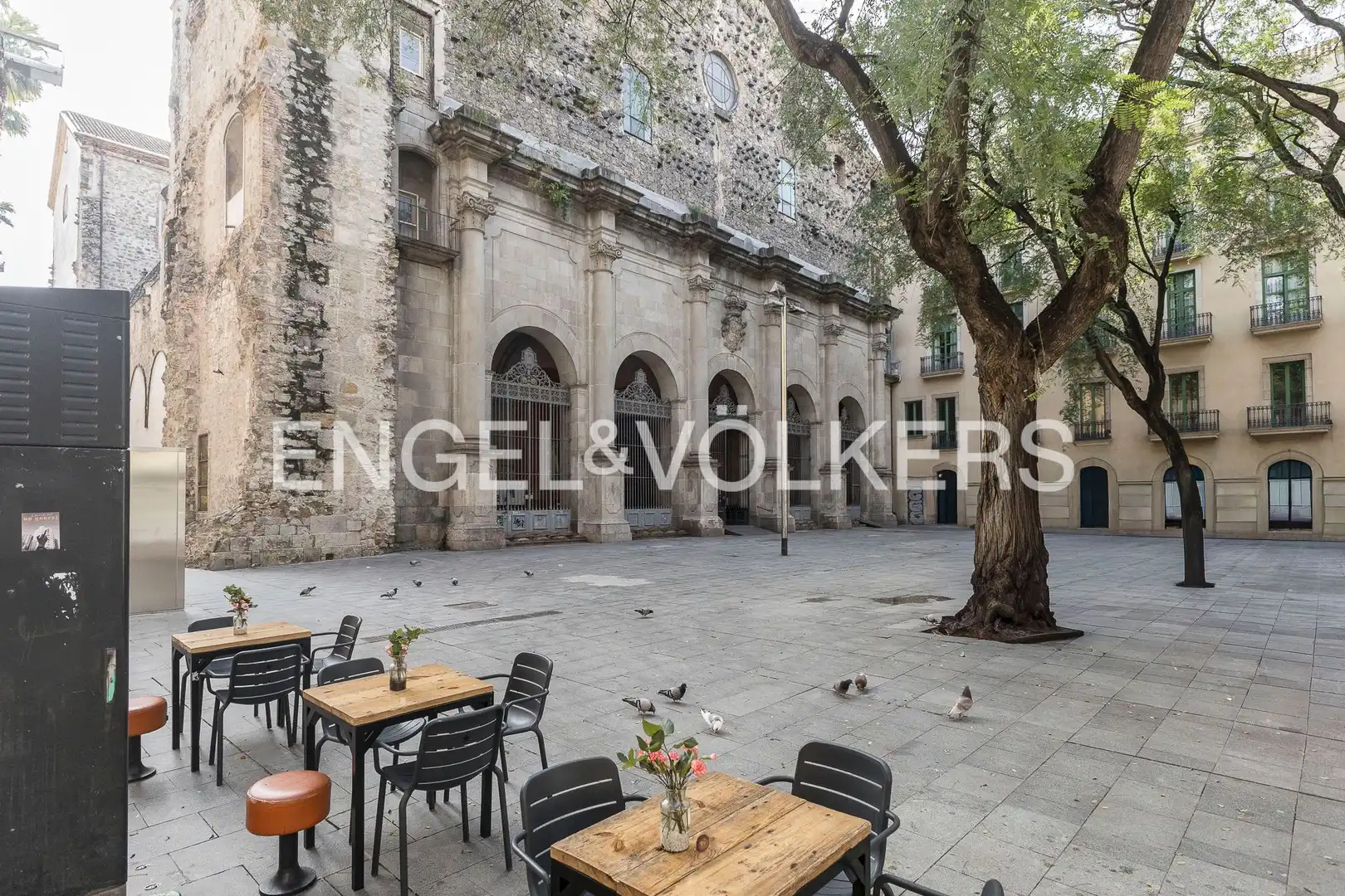 Vista exterior de Piso en venta en Barcelona con Calefacción, Jardín privado y Parquet