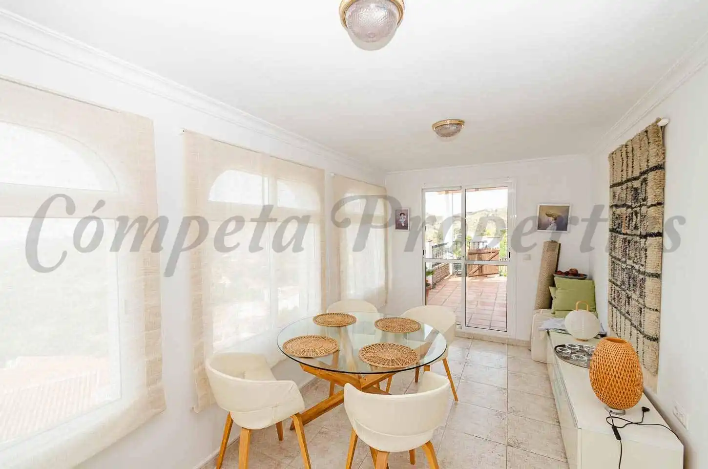 Houses for sale in Canillas de Albaida, Málaga