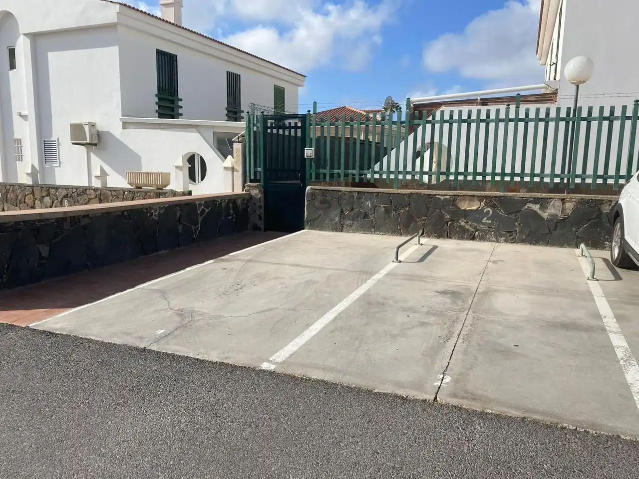 Parking de Apartamento de alquiler en San Bartolomé de Tirajana con Terraza, Amueblado y Piscina comunitaria