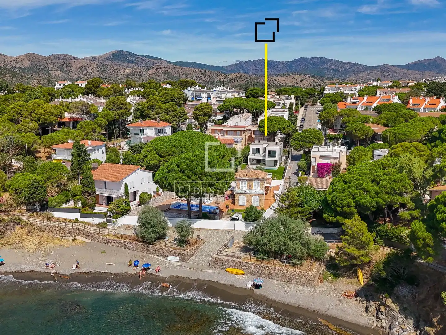 Vista exterior de Casa o xalet en venda en Llançà amb Aire condicionat, Calefacció i Jardí privat
