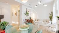 Living room of Flat for sale in  Madrid Capital  with Air Conditioner, Heating and Terrace