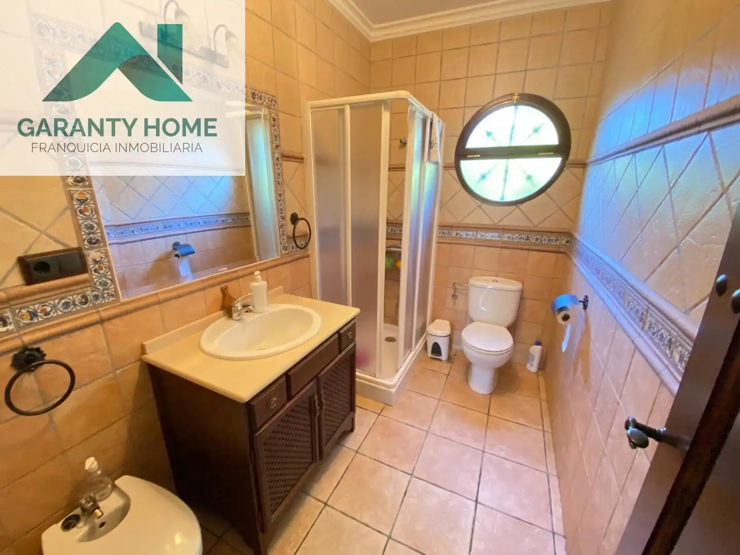 Baño de Casa o chalet en venta en Fuensanta de Martos con Jardín privado, Trastero y Piscina