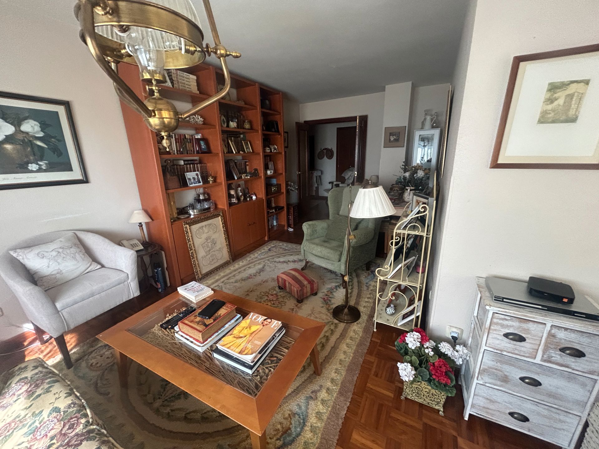 Living room of Flat for sale in Valladolid Capital  with Air Conditioner, Heating and Parquet flooring