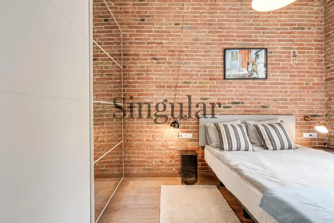 Dormitori de Apartament en venda en Barcelona amb Aire condicionat, Calefacció i Moblat