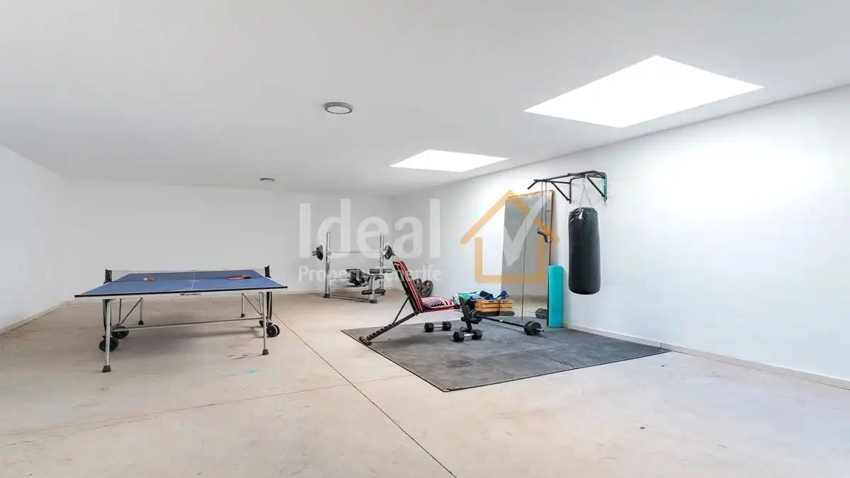 Detached house with pool for sale in Costa Adeje, imagen 40