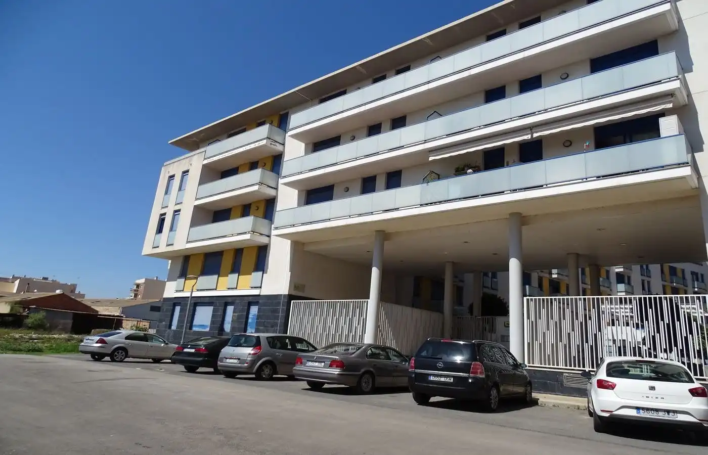 Vista exterior de Apartament en venda en La Ràpita amb Terrassa