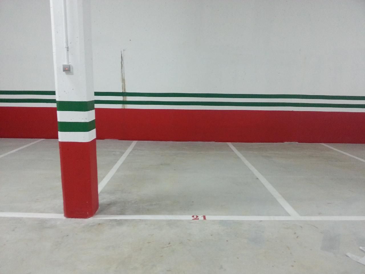 Parking of Garage for rent in Arteixo