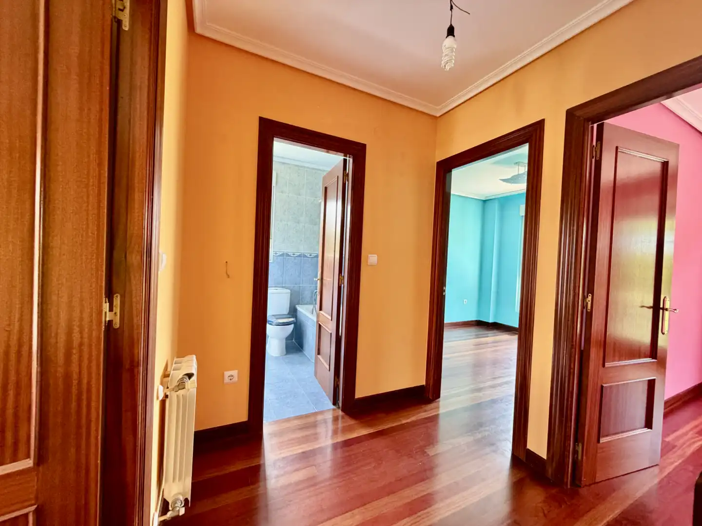 Casa adosada en venda en Camargo amb Calefacció, Jardí privat i Microones