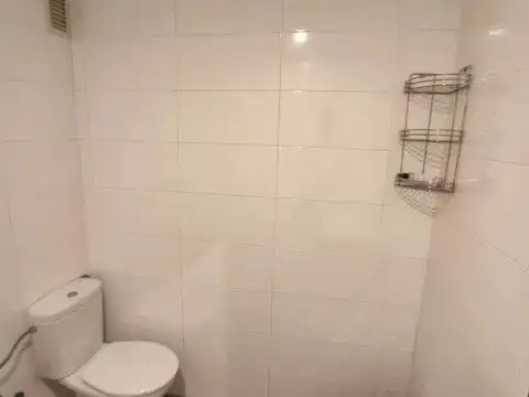 Badezimmer von Wohnung zur Miete in Granada mit Klimaanlage, Heizung und Möbliert