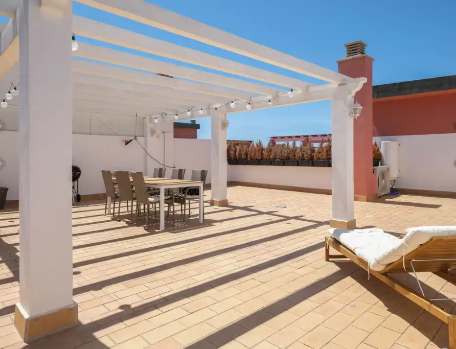 Piso con piscina en venta en Playa de los Boliches, imagen 2