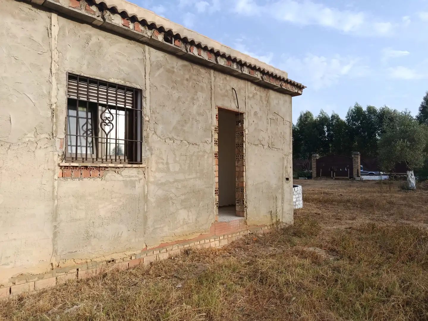 Vista exterior de Finca rústica en venda en Hinojos amb Terrassa