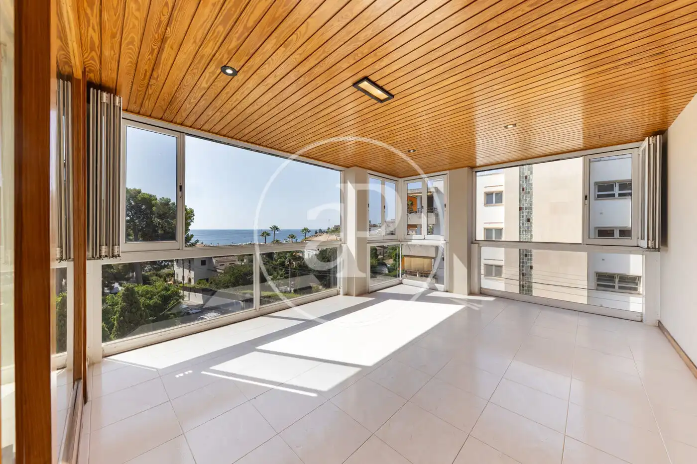 Außenansicht von Wohnung zur Miete in  Palma de Mallorca mit Klimaanlage, Heizung und Privatgarten